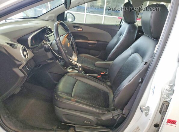 1G1JF5SB0H4108159 2017 CHEVROLET SONIC Белый 