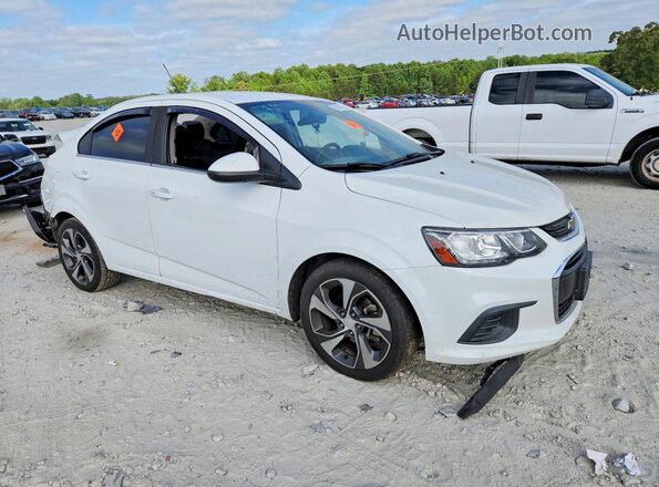 1G1JF5SB0J4131379 2018 CHEVROLET SONIC White Передня права чверть