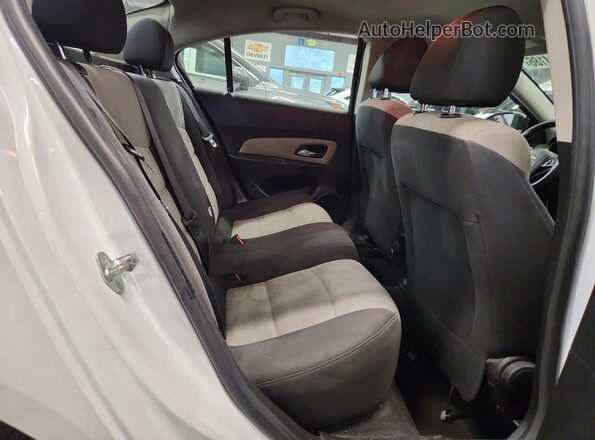 1G1PC5SG2G7220487 2016 CHEVROLET CRUZE White უკანა სავარძლების ხედი