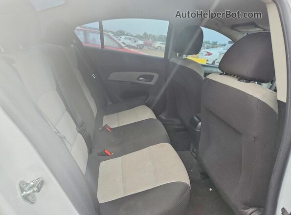 1G1PC5SH1G7159738 2016 CHEVROLET CRUZE White Вид задніх сидінь