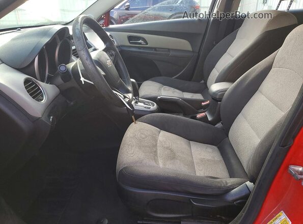1G1PC5SH6G7150405 2016 CHEVROLET CRUZE Red წინა სალონის ხედი