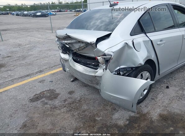 1G1PC5SH6G7218265 2016 CHEVROLET CRUZE Silver Widok z przodu