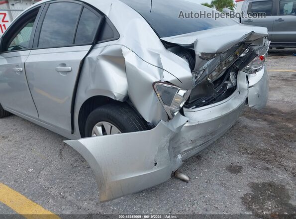 1G1PC5SH6G7218265 2016 CHEVROLET CRUZE Silver Widok wnętrza z tyłu