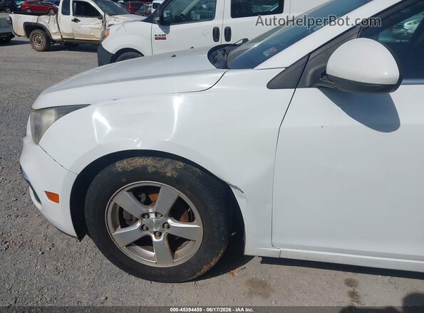 1G1PE5SB1G7108357 2016 CHEVROLET CRUZE White 360 interior view
