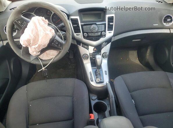 1G1PE5SB2G7179356 2016 CHEVROLET CRUZE Black Առջևի վահանակի տեսք
