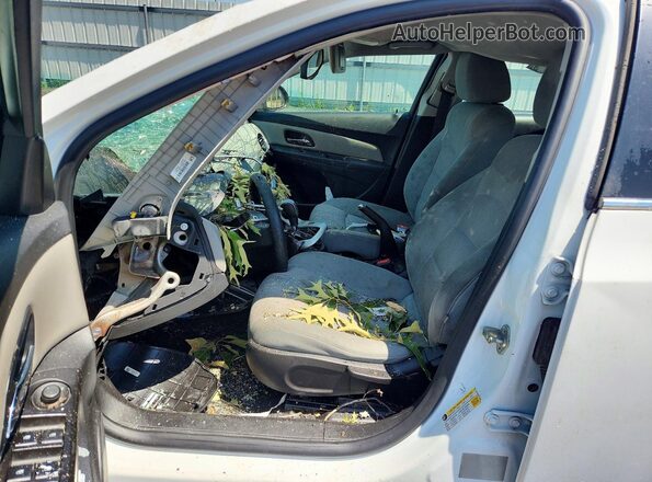 1G1PE5SB5G7143564 2016 CHEVROLET CRUZE White Вид салону спереду