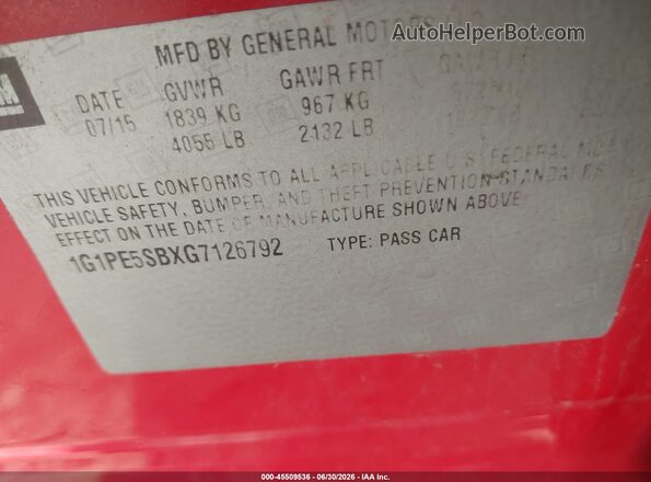 1G1PE5SBXG7126792 2016 CHEVROLET CRUZE Red Vista del compartimento del motor