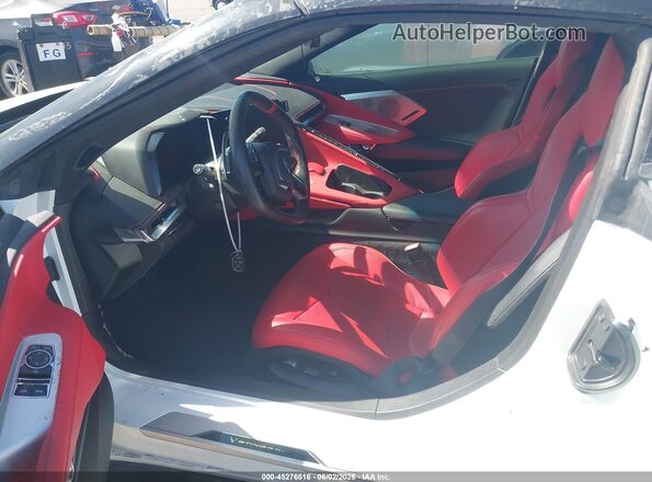 1G1YB2D42M5116758 2021 CHEVROLET CORVETTE Белый Вид салона спереди