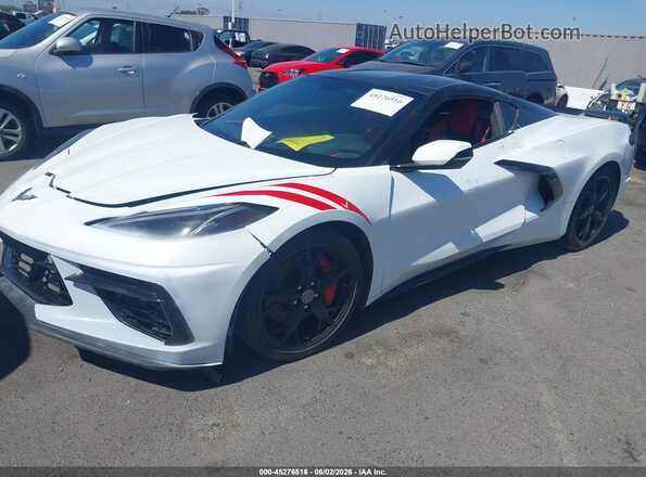 1G1YB2D42M5116758 2021 CHEVROLET CORVETTE Белый Передняя левая четверть