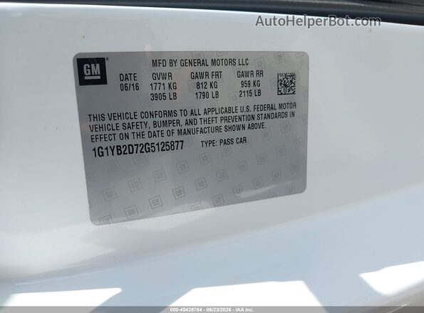 1G1YB2D72G5125877 2016 CHEVROLET CORVETTE White Engine compartment view