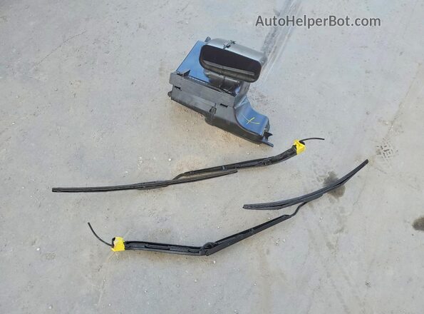 1G1YB3D47P5114496 2023 CHEVROLET CORVETTE Burgundy Շարժիչի բաժամունքի տեսք