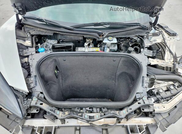 1G1YB3D48S5104357 2025 CHEVROLET CORVETTE Белый Вид задней части салона