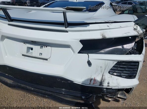 1G1YC2D42P5117037 2023 CHEVROLET CORVETTE White Widok z przodu