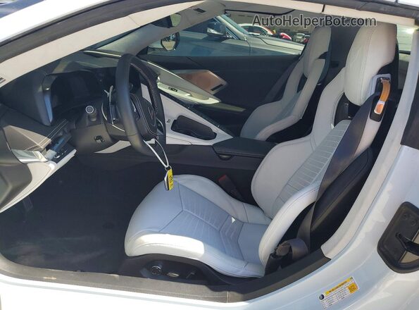 1G1YC3D47R5114675 2024 CHEVROLET CORVETTE White Widok wnętrza z przodu