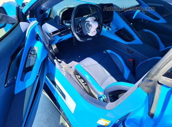 1G1YF2D31S5605127 2025 CHEVROLET CORVETTE Blue Vista del salpicadero