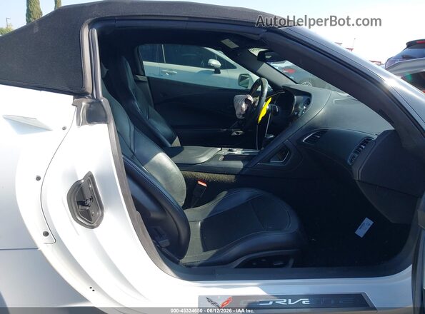1G1YK3D76H5116008 2017 CHEVROLET CORVETTE White წინა სალონის ხედი