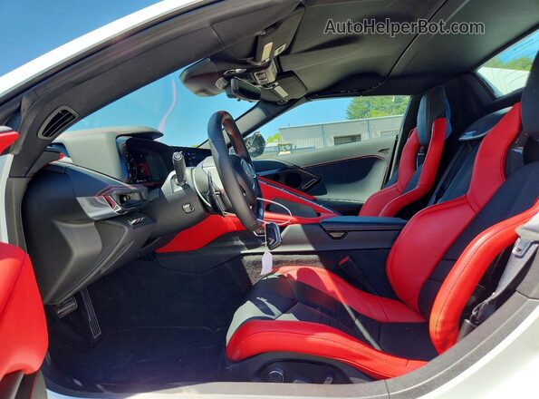 1G1YL3D44R5500390 2024 CHEVROLET CORVETTE White Front interior view