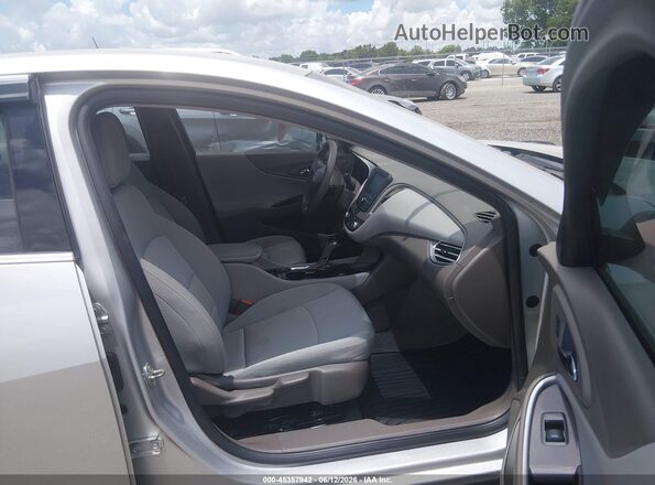1G1ZB5ST1HF220934 2017 CHEVROLET MALIBU Silver 