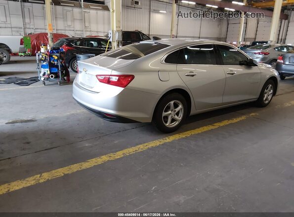 1G1ZB5ST6HF203952 2017 CHEVROLET MALIBU Серебряный Задняя правая четверть
