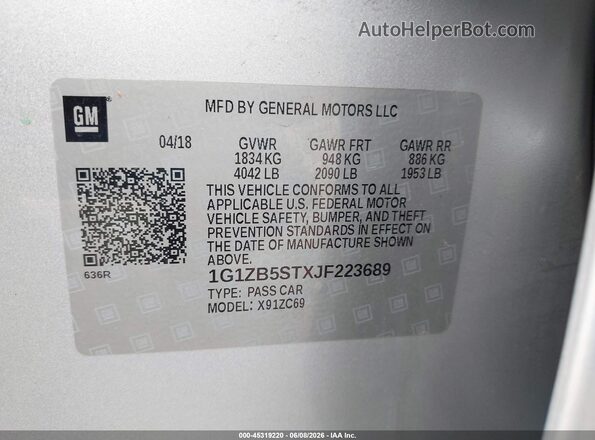 1G1ZB5STXJF223689 2018 CHEVROLET MALIBU Silver Vista del compartimento del motor