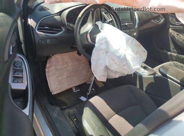 1G1ZB5STXJF241187 2018 CHEVROLET MALIBU Silver 