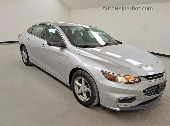 1G1ZC5ST6HF125508 2017 CHEVROLET MALIBU Silver Front right