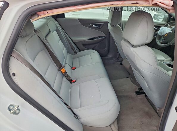 1G1ZC5ST8JF156832 2018 CHEVROLET MALIBU White Vista de los asientos traseros