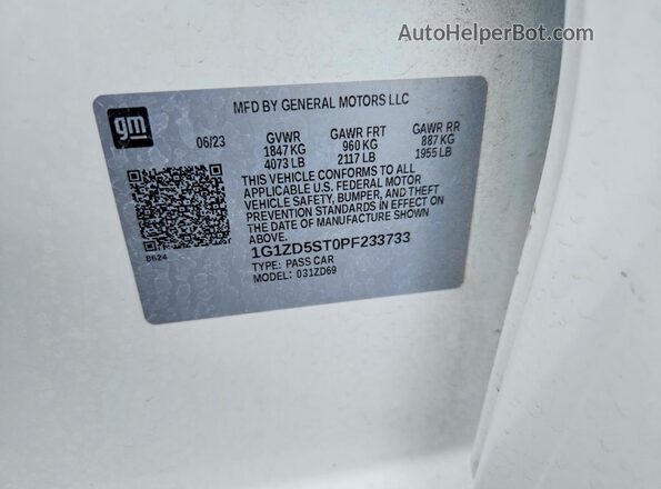 1G1ZD5ST0PF233733 2023 CHEVROLET MALIBU White Vista del compartimento del motor
