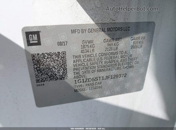 1G1ZD5ST1JF129372 2018 CHEVROLET MALIBU White Widok komory silnika