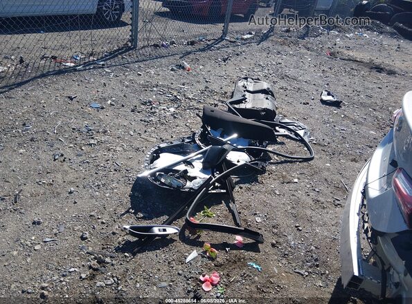 1G1ZD5ST1NF115333 2022 CHEVROLET MALIBU Silver Instrument cluster view
