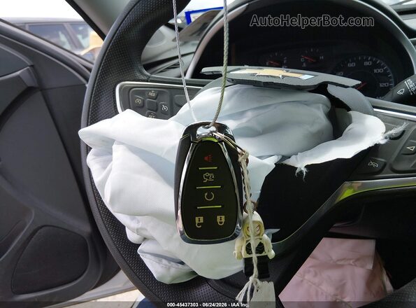 1G1ZD5ST1NF117826 2022 CHEVROLET MALIBU White Widok deski rozdzielczej