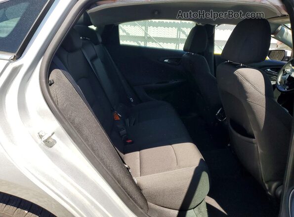 1G1ZD5ST2JF279930 2018 CHEVROLET MALIBU Серебряный Вид задних сидений