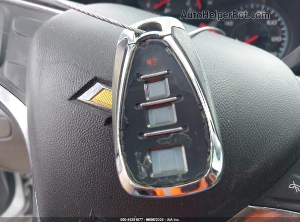 1G1ZD5ST3JF129504 2018 CHEVROLET MALIBU Серебряный Вид панели приборов