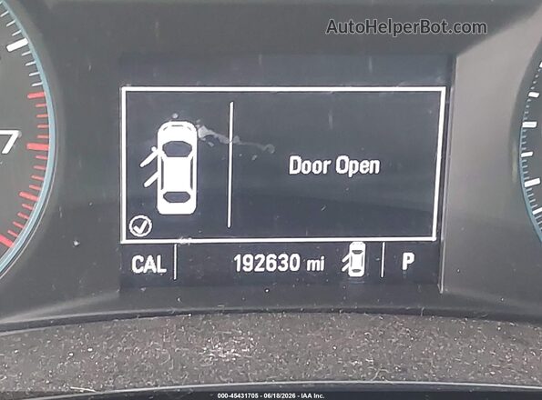 1G1ZD5ST3JF176936 2018 CHEVROLET MALIBU White 