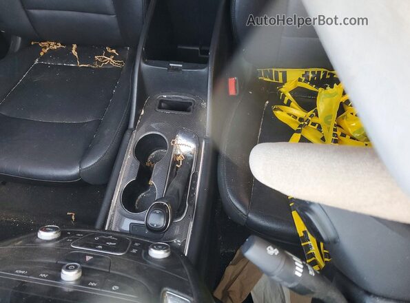 1G1ZD5ST4JF156386 2018 CHEVROLET MALIBU Tan 