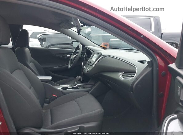 1G1ZD5ST4JF167159 2018 CHEVROLET MALIBU Красный Вид салона спереди