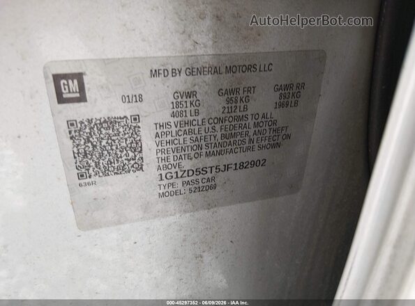 1G1ZD5ST5JF182902 2018 CHEVROLET MALIBU Silver Вид підкапотного простору