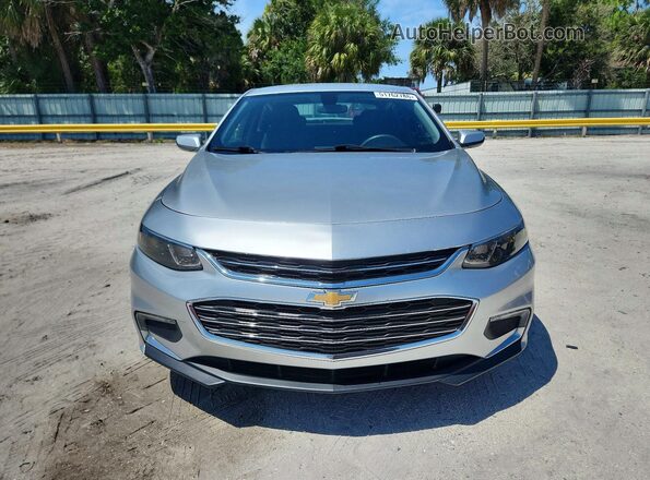 1G1ZD5ST6JF139864 2018 CHEVROLET MALIBU Silver Front view
