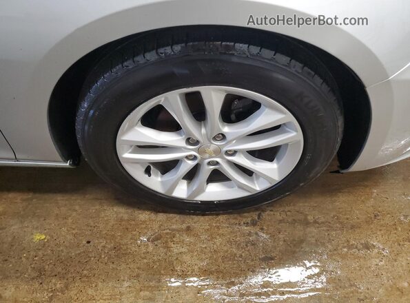 1G1ZD5ST6JF209430 2018 CHEVROLET MALIBU Silver 