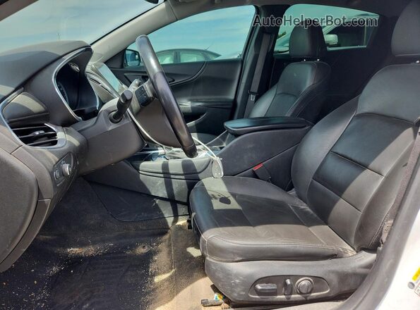 1G1ZD5ST6LF141097 2020 CHEVROLET MALIBU White Front interior view