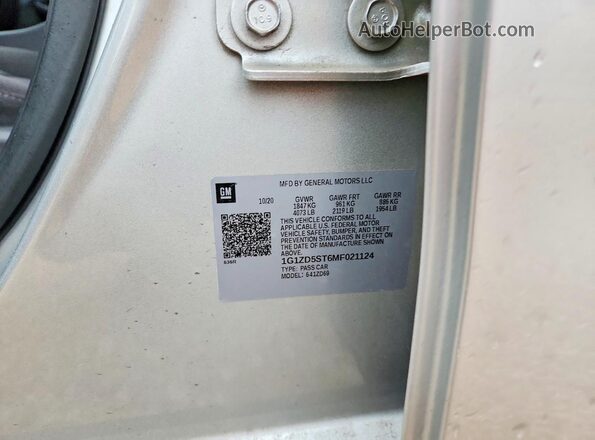 1G1ZD5ST6MF021124 2021 CHEVROLET MALIBU Silver Widok komory silnika