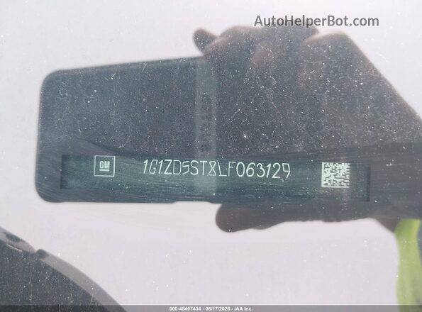 1G1ZD5ST8LF063129 2020 CHEVROLET MALIBU Blue Engine compartment view