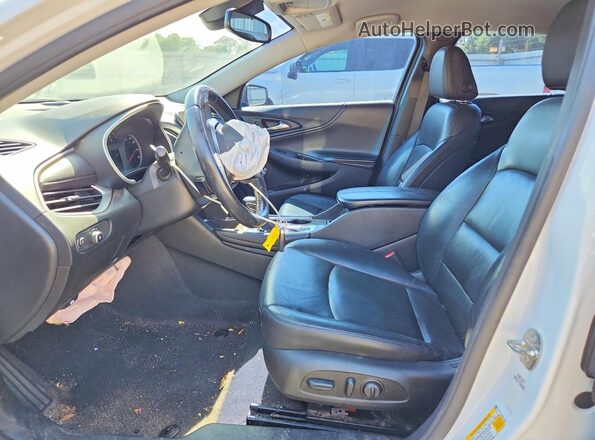 1G1ZD5ST8NF207488 2022 CHEVROLET MALIBU White Widok wnętrza z przodu