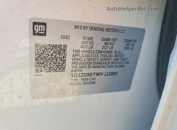 1G1ZD5ST9PF112800 2023 CHEVROLET MALIBU White Vista del compartimento del motor