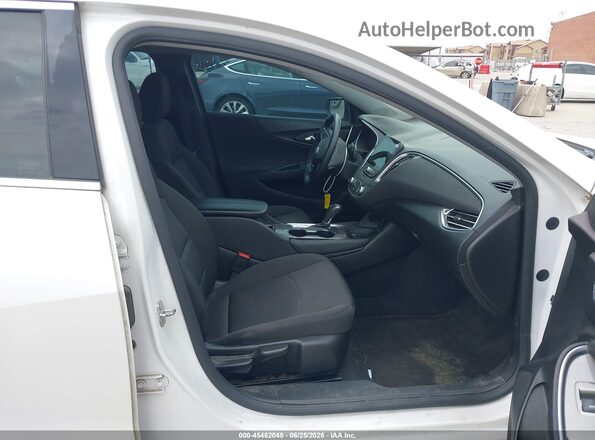1G1ZD5STXJF274085 2018 CHEVROLET MALIBU White Front interior view