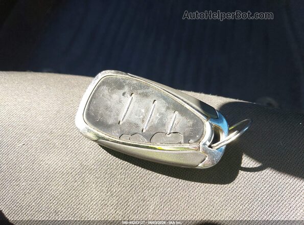 1G1ZD5STXJF275396 2018 CHEVROLET MALIBU White Widok deski rozdzielczej