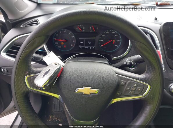 1G1ZD5STXKF168138 2019 CHEVROLET MALIBU Серебряный Вид панели приборов