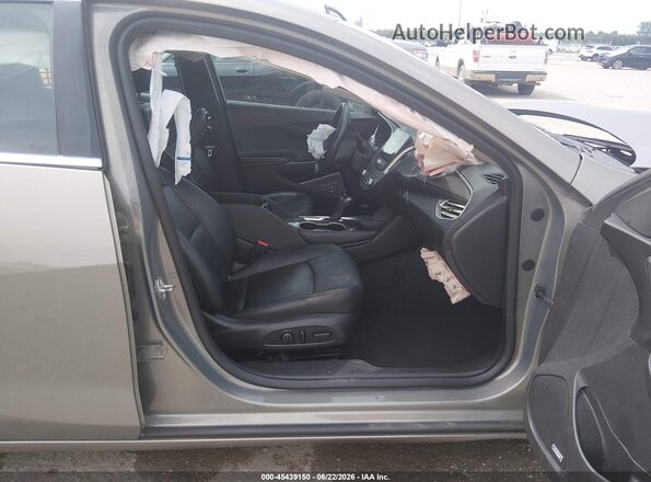 1G1ZE5ST0HF237764 2017 CHEVROLET MALIBU Gray Vista interior delantera