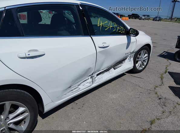 1G1ZE5ST5HF222676 2017 CHEVROLET MALIBU White Widok z przodu