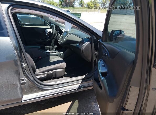 1G1ZE5ST8HF214085 2017 CHEVROLET MALIBU Gray წინა სალონის ხედი